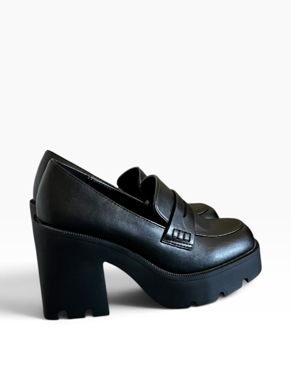 JF NEW Cher Chunky Heel Vegan Leather Loafers In Black Size 6.5